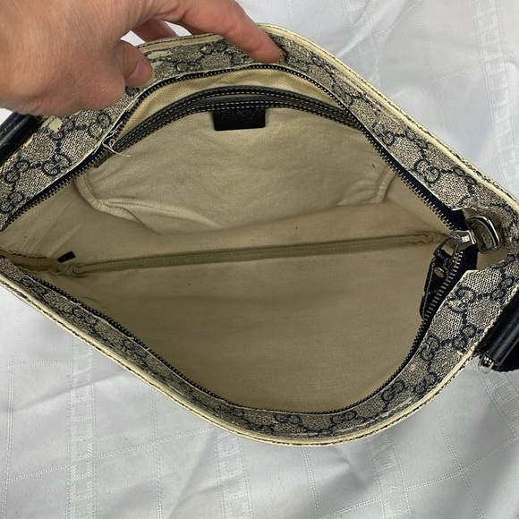 Gucci Monogram GG Supreme Flat Messenger Shoulder Crossbody Bag Navy Blue Beige - Picture 13 of 17
